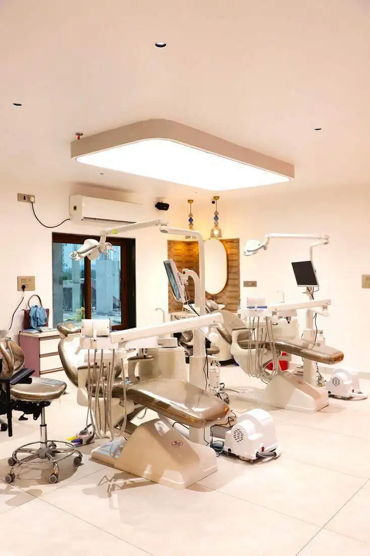 Treatment room at Sai Dental Studio